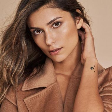MODELO CAMILA LOPES