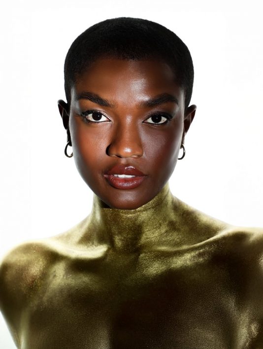 DRIELLE MORAIS ....Model @drielle.morais Beleza e Styling @l_uanadias Direção e fotografia @oma